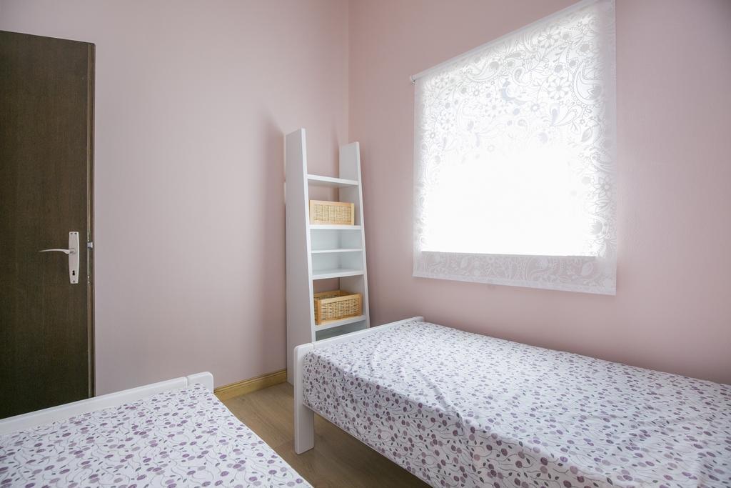Apartment Gino Ravni Phòng bức ảnh
